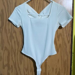 june and hudson size S in white